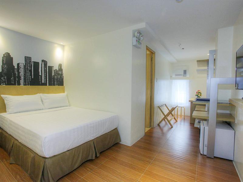Fersal Hotel Makati Avenue 마카티 외부 사진