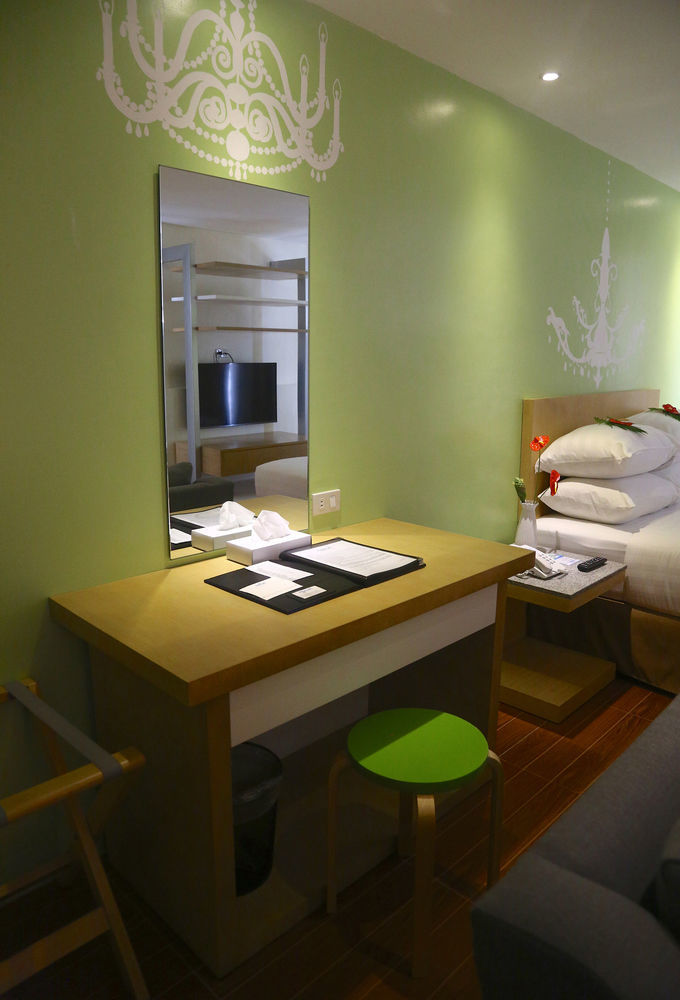Fersal Hotel Makati Avenue 마카티 외부 사진